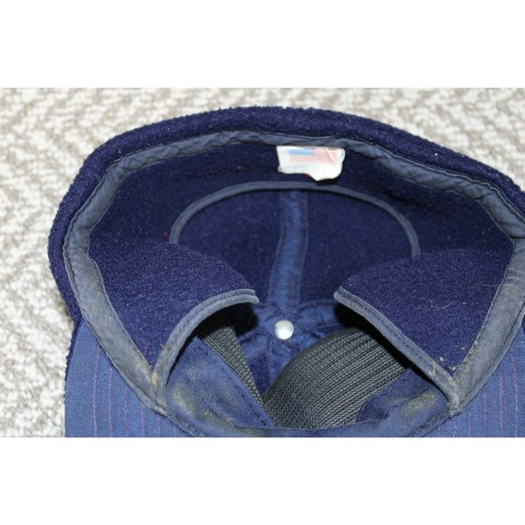 Vintage Blue Winter Ballcap - Picture 6 of 6